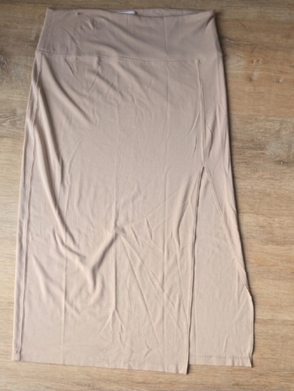 NWOT ARITZIA The Group Babaton Midi Skirt Sz L